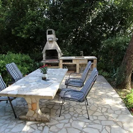 Darko Guest house