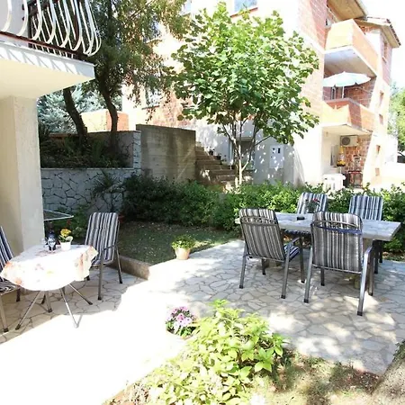 Darko Guest house 3*